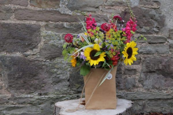 A Year of Flowers - Flower Subscription - Image 7